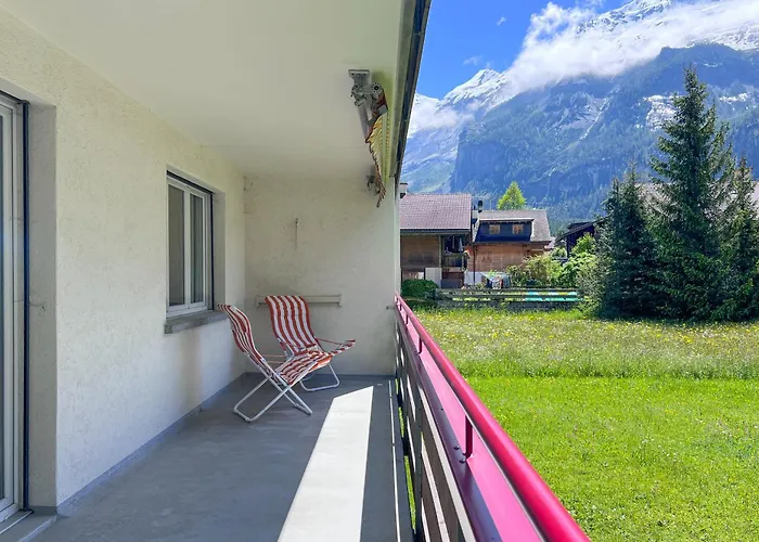 Classic Swiss Mountain Panorama Lägenhet *